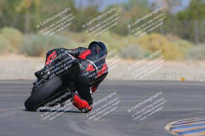 media/Sep-25-2023-Moto Forza (Mon) [[81ffa65e0a]]/B-C Group/Session 4 (Turn 2 Backside)/